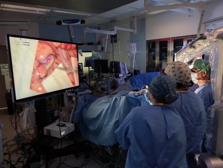 Immagini sala operatoria dell'attività Clinica e Casistica del Prof. Alessandro Della Puppa