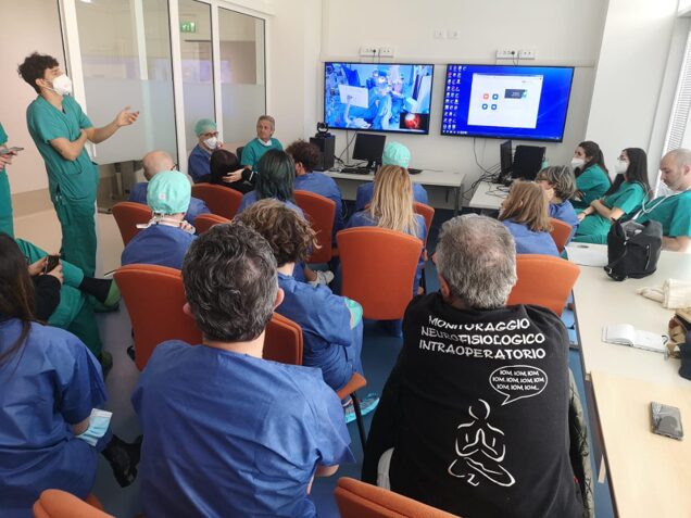 Foto di un corso di Live Surgery Tenuto da Alessandro Della Puppa