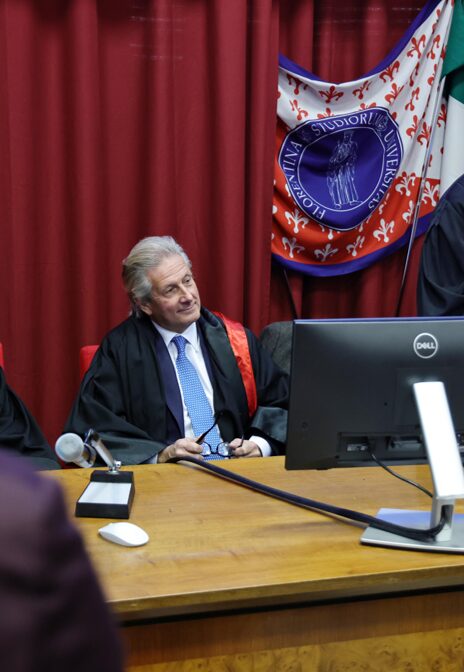 Foto di Alessandro Della Puppa in Cattedra all' Università